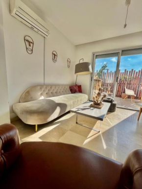 Amazing Duplex with Rooftop in TOP LOCATION